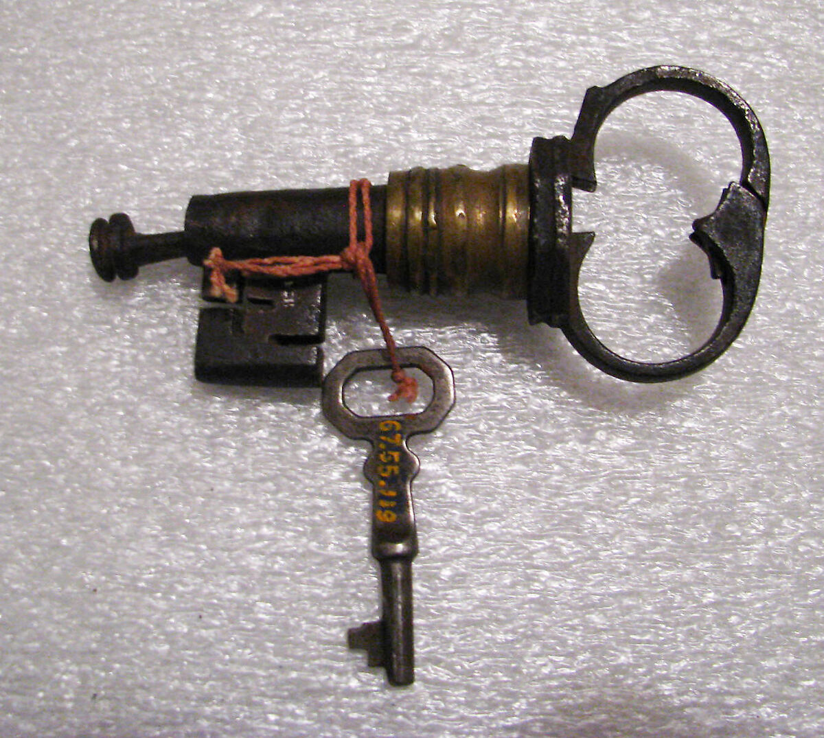 Key padlock, Lock: iron, brass; key: steel, probably German 