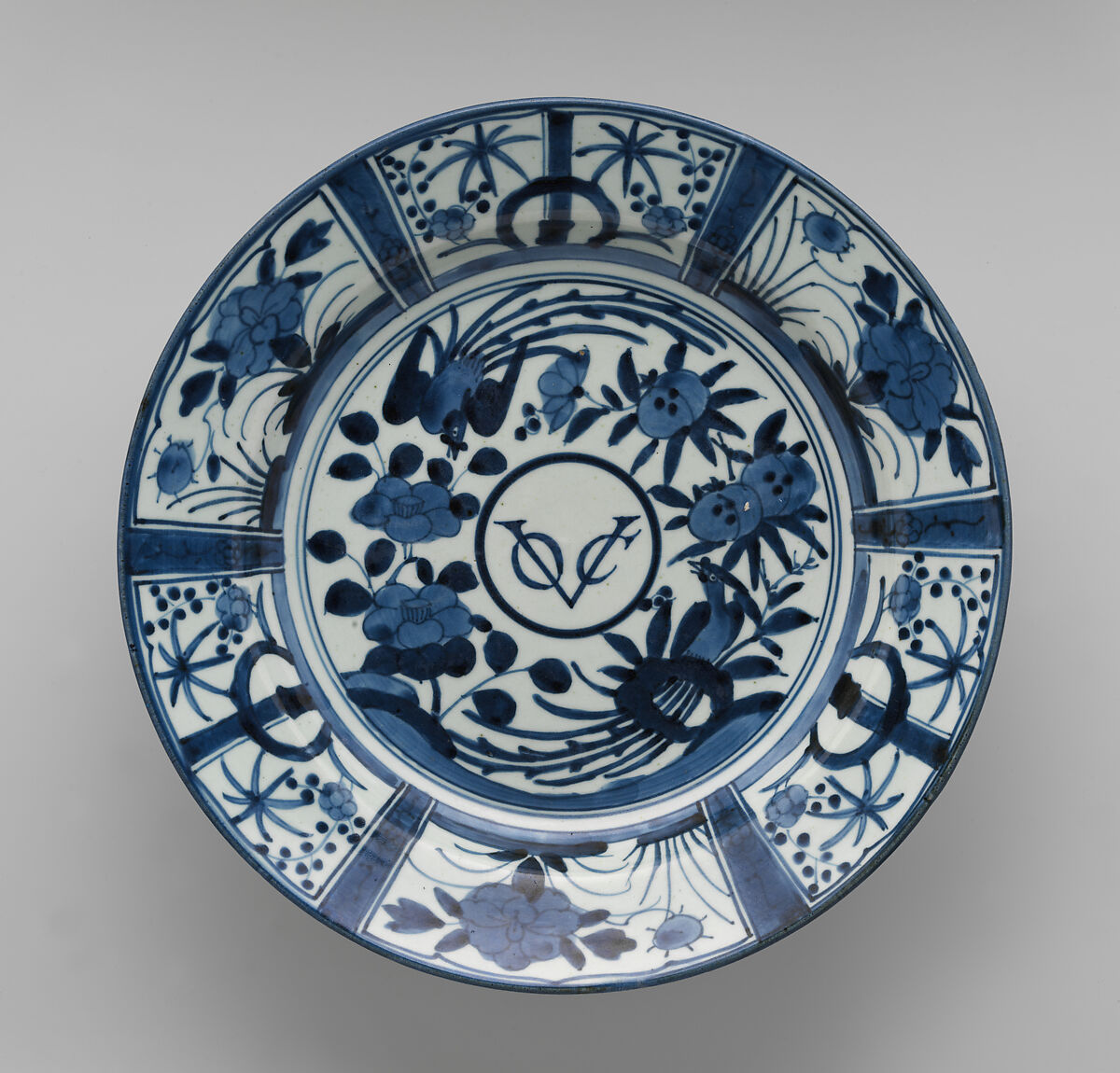 Dish, Hard-paste porcelain, Japanese, Arita