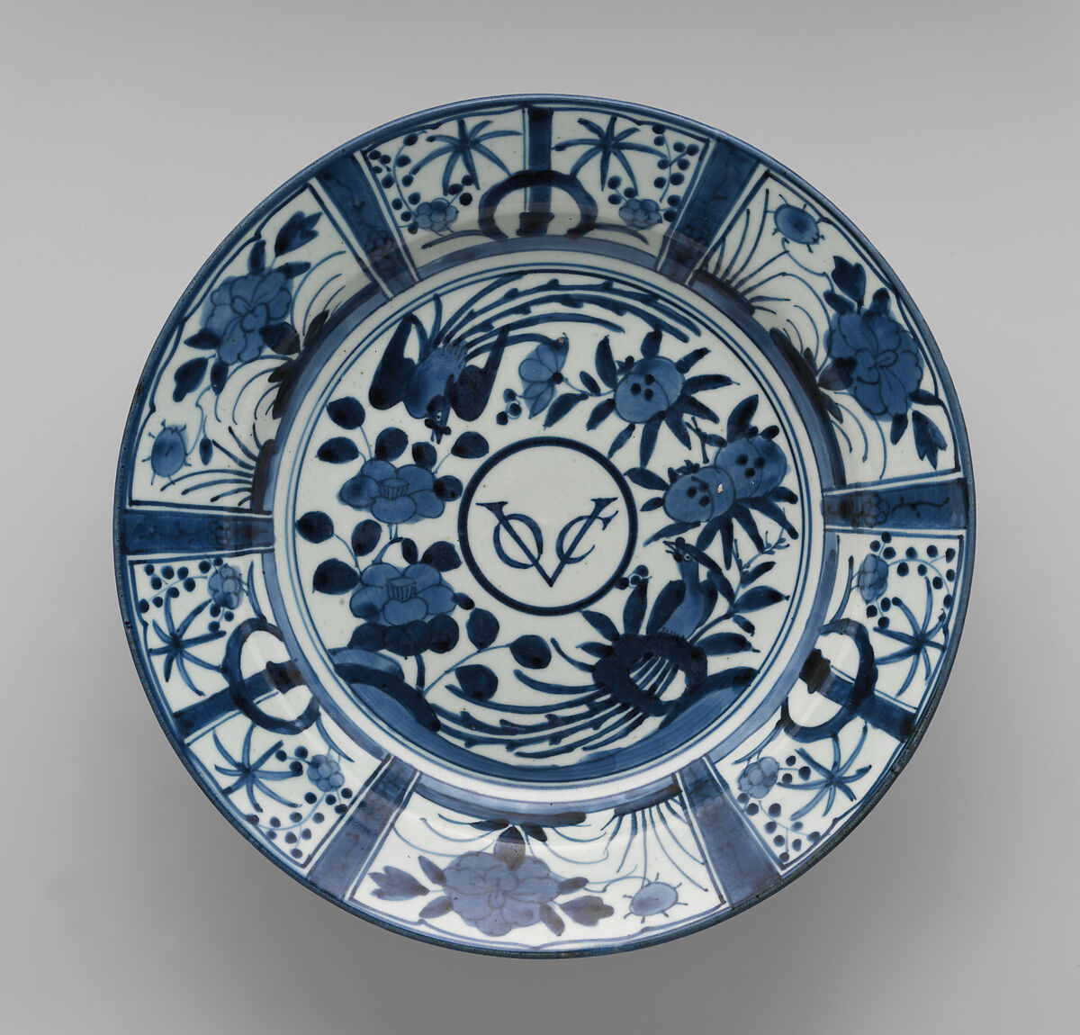 Dish, Hard-paste porcelain, Japanese, Arita 