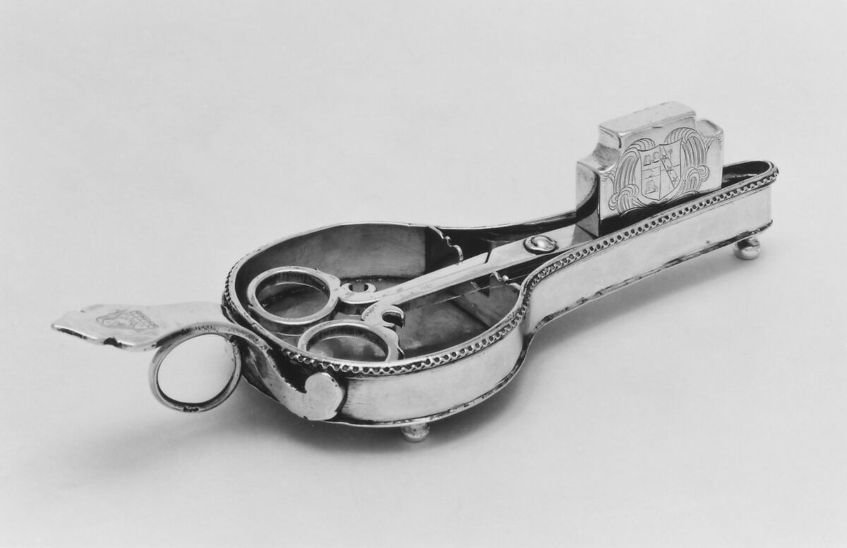 Snuffers and tray, Silver, British, London 