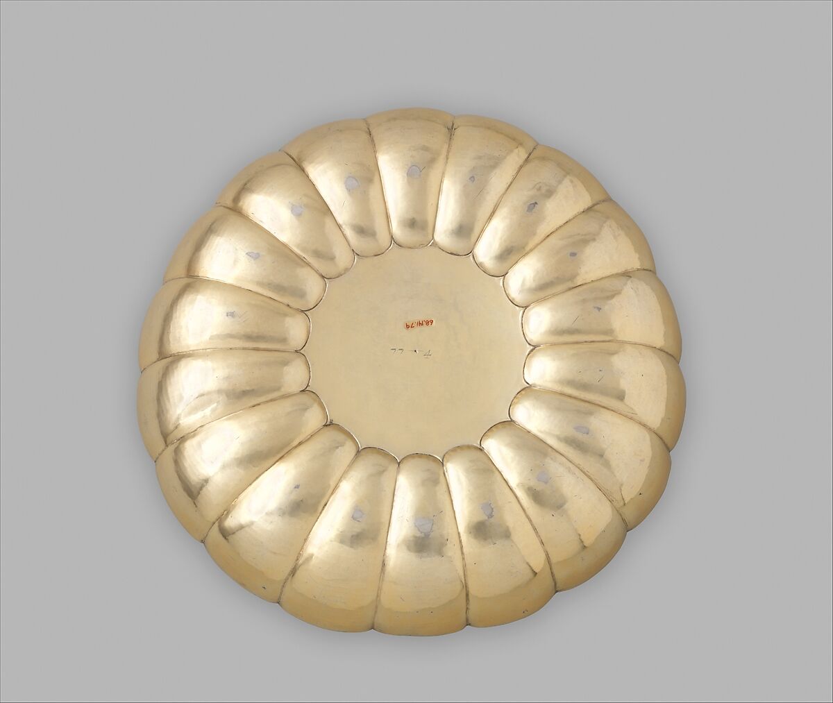 Dish (one of a pair), Anthony Ficketts (British, active 1635–85), Silver gilt, British, London