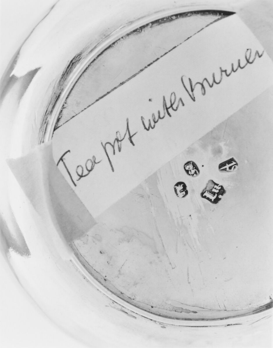 Teakettle and lamp stand, William Lukin I (British, active 1699– ca.1755), Silver, wood, British, London