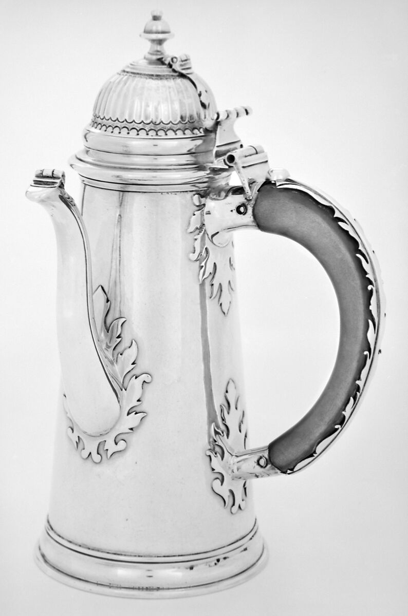 Chocolate pot, Robert Cooper (active 1670–1717 or later), Silver, wood, British, London 