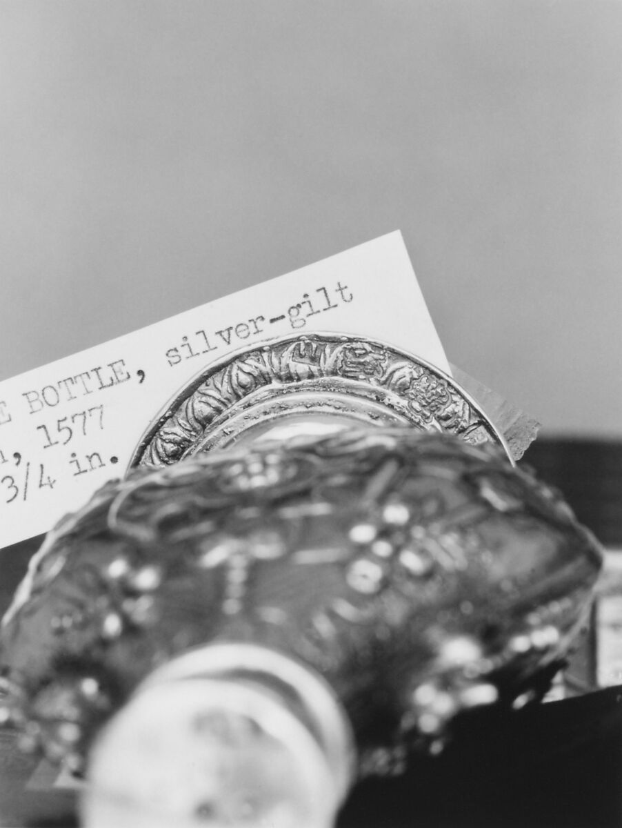 Perfume bottle, Possibly by Jasper Fysher (ca. 1568–1585), Silver gilt, British, London