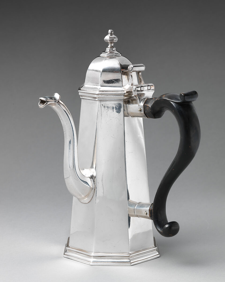 Coffeepot, Robert Timbrell (active ca. 1690–1716), Silver, wood, British, London 