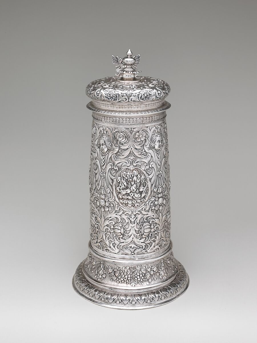 Flagon (one of a pair), Attributed to Richard Blackwell II (British, active ca. 1646–1670), Gilded silver, British, London