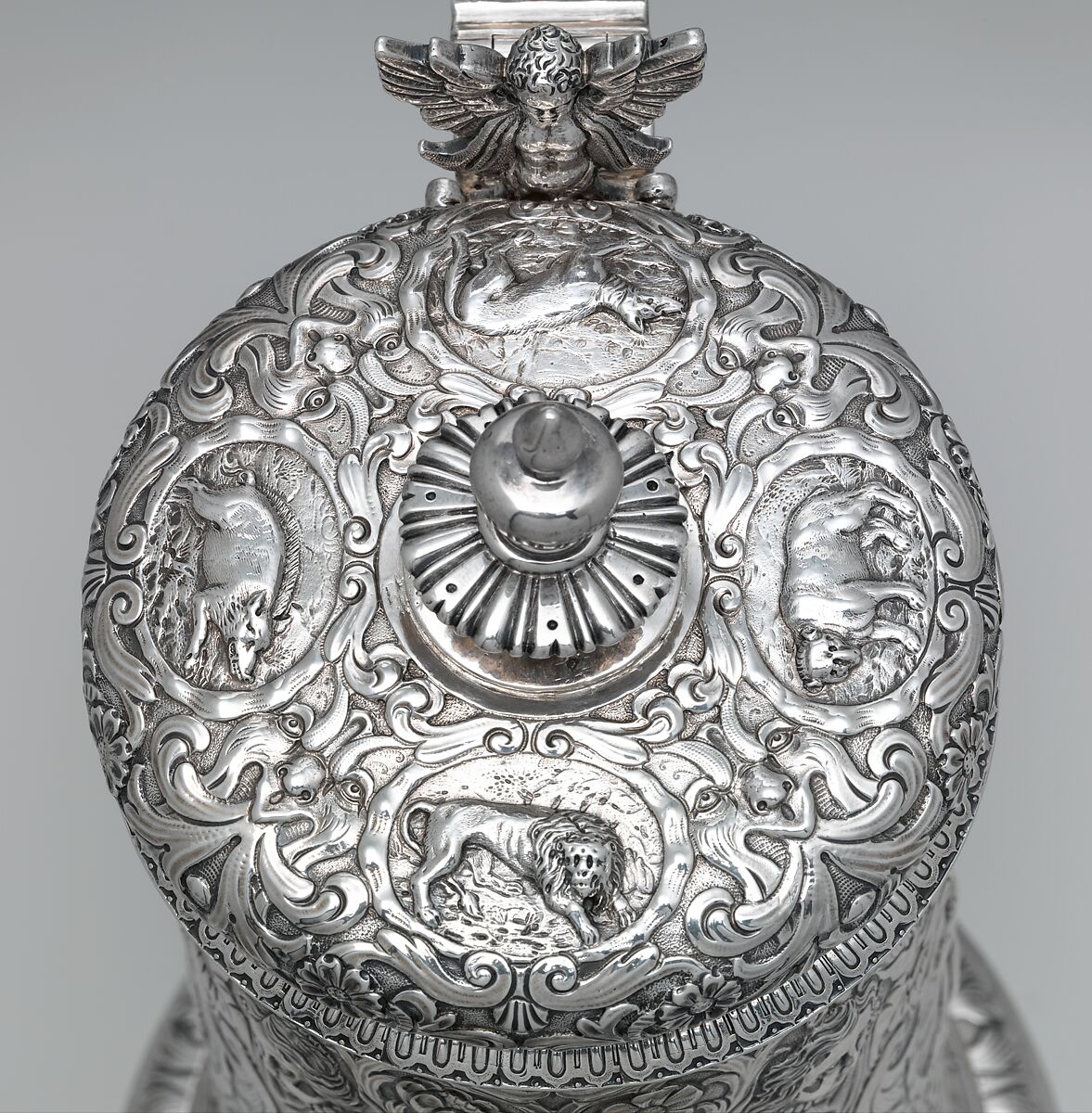 Flagon (one of a pair), Attributed to Richard Blackwell II (British, active ca. 1646–1670), Silver gilt, British, London