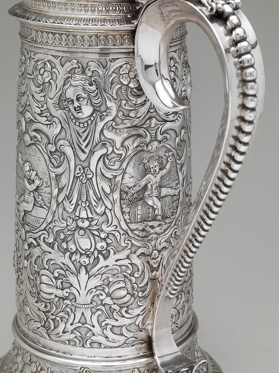 Flagon (one of a pair), Attributed to Richard Blackwell II (British, active ca. 1646–1670), Silver gilt, British, London