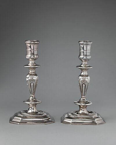 Pair of candlesticks