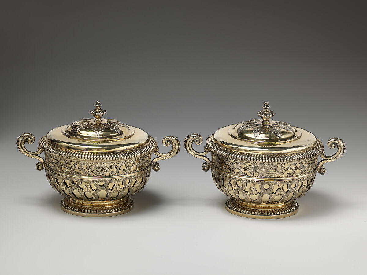 Pair of toilet boxes, Peter Harache I (active 1683, died 1694), Silver gilt, British, London 