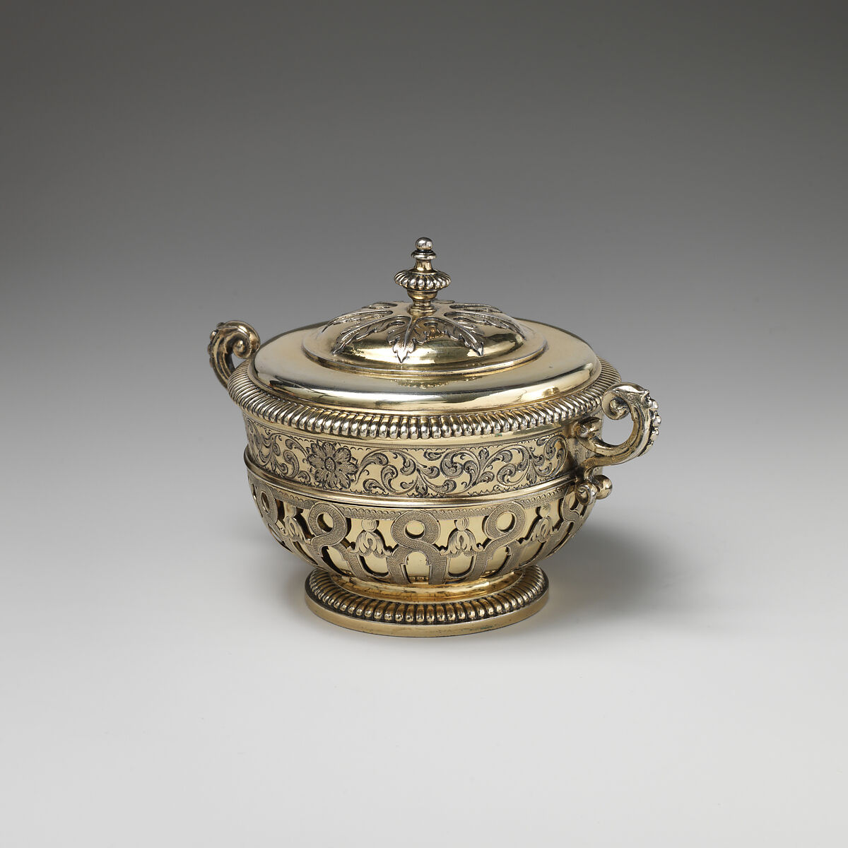 Pair of toilet boxes, Peter Harache I (active 1683, died 1694), Silver gilt, British, London