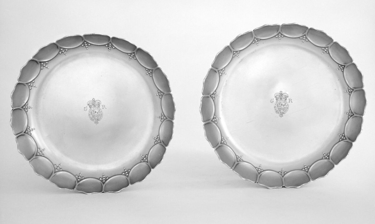 Dish (one of a pair) (part of a set), Lewis Mettayer (British, active 1700–died 1740), Gilded silver, British, London