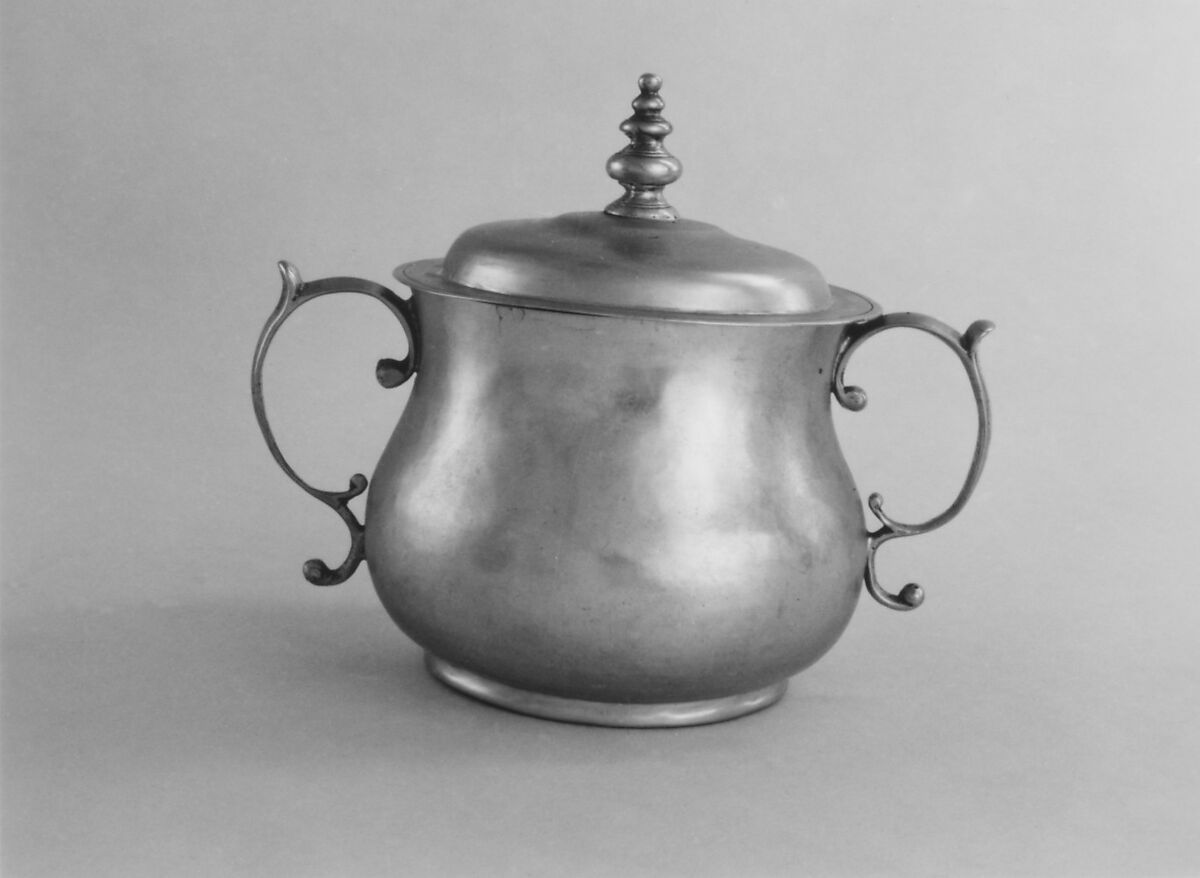 Two-handled cup with cover, Silver, British, London 