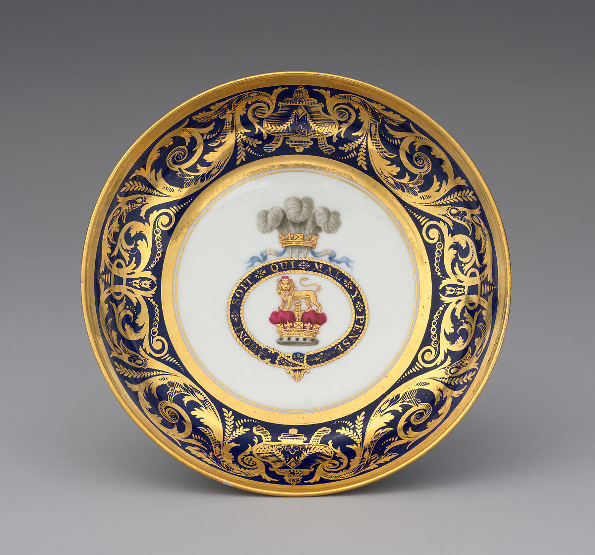 Cup and saucer, Worcester factory (British, 1751–2008), Soft-paste porcelain, British, Worcester