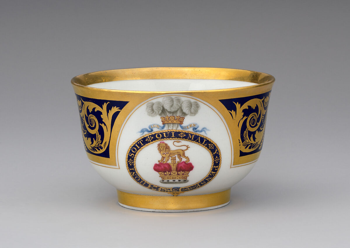 Cup and saucer, Worcester factory (British, 1751–2008), Soft-paste porcelain, British, Worcester