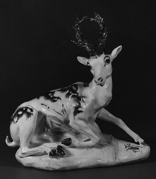 Recumbent deer, Pottery, British 