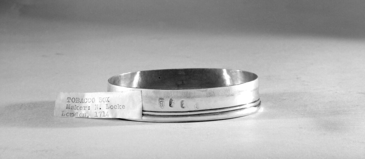 Tobacco box, Nathaniel Lock (active 1687–1715, died 1749), Silver, British, London