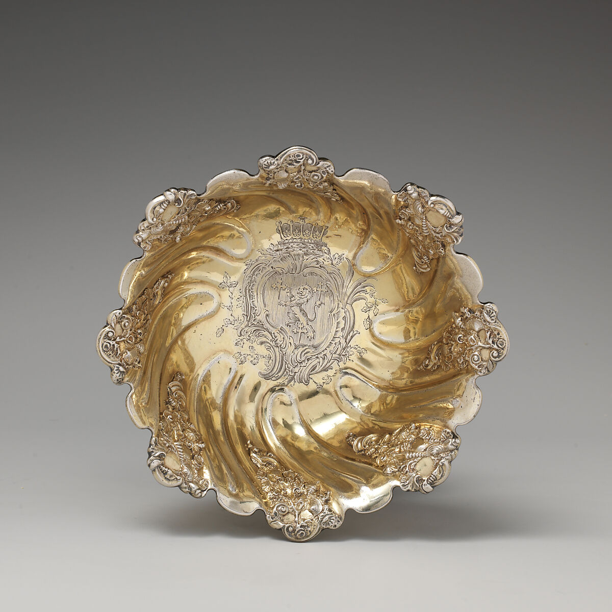 Bowl, George Wickes (British, Bury St Edmunds, Suffolk 1698–1761 Thurston, Suffolk), Silver-gilt, British, London