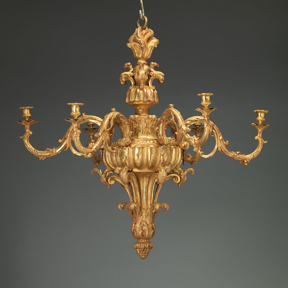 Six-branch chandelier (one of a pair), Gilded wood, gesso, gilt-bronze candle sockets, British 