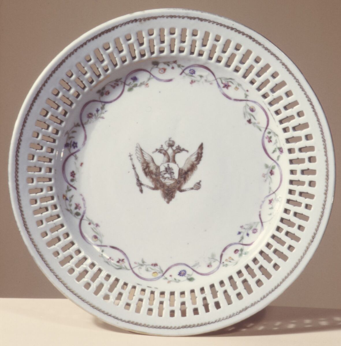 Plate (one of two), Hard-paste porcelain, Chinese, for Russian market 