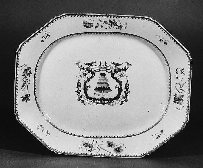 Platter, Hard-paste porcelain, Chinese, for British market