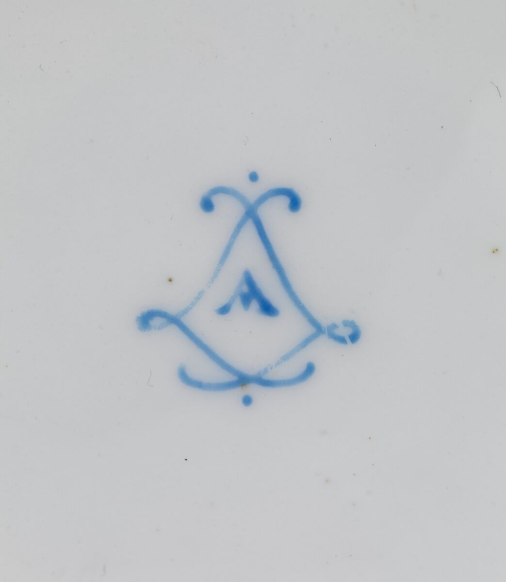 Bottle cooler from the Louis XV service (seau à bouteille), Vincennes Manufactory (French, ca. 1740–1756), Soft-paste porcelain decorated in polychrome enamels, gold, French, Vincennes