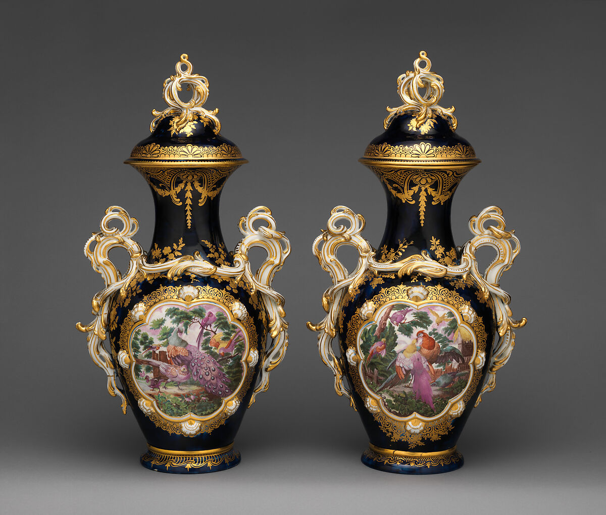 Vase (one of a pair), Chelsea Porcelain Manufactory (British, 1744–1784), Soft-paste porcelain decorated in polychrome enamels, gold, British, Chelsea