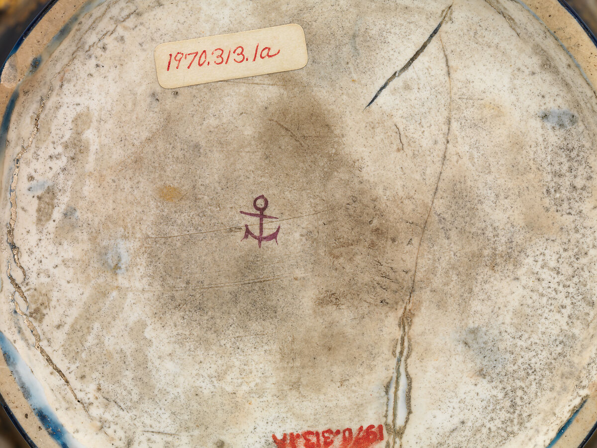 Vase (one of a pair), Chelsea Porcelain Manufactory (British, 1744–1784), Soft-paste porcelain decorated in polychrome enamels, gold, British, Chelsea