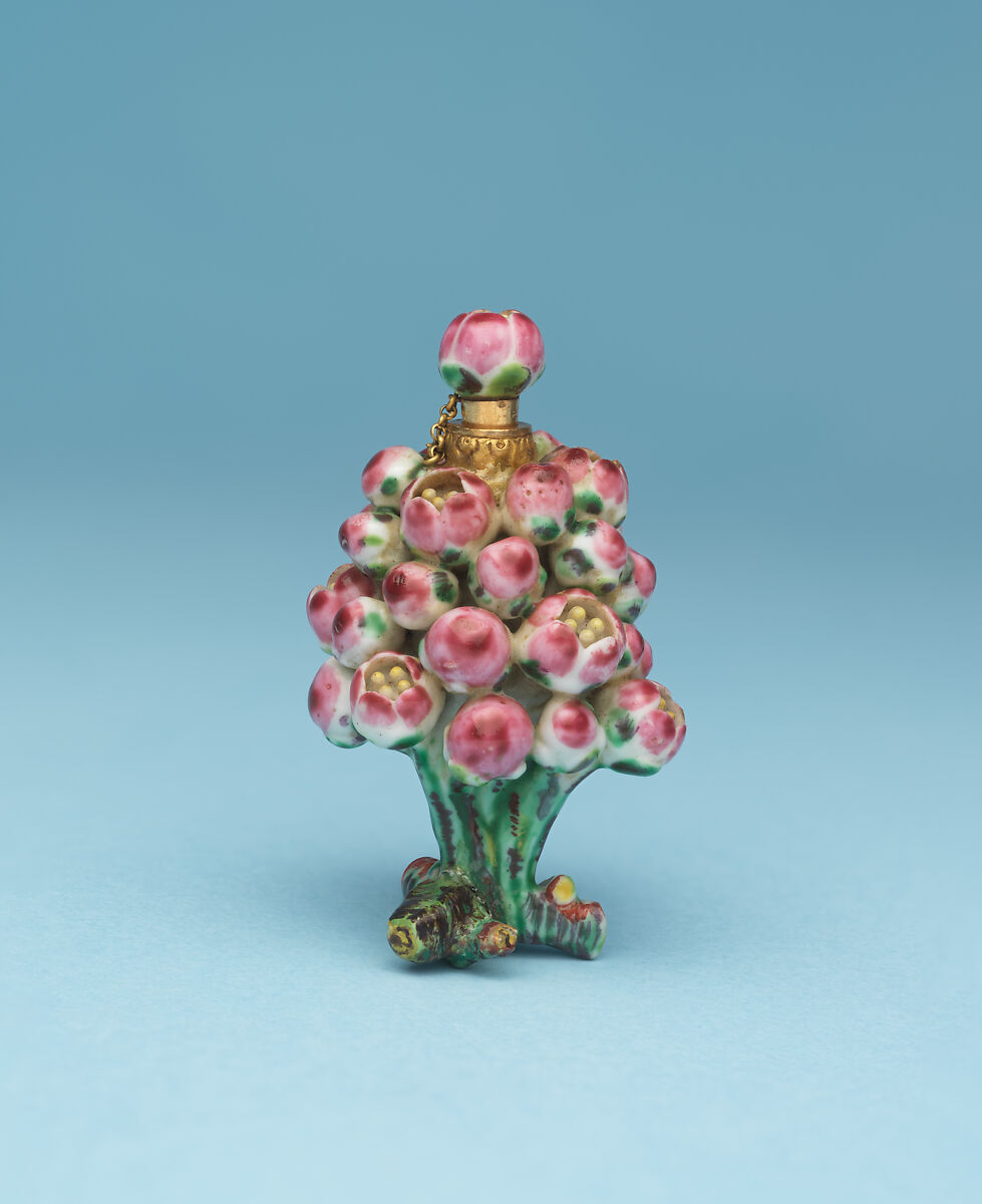Scent bottle, Saint James's Factory (British, ca. 1748/49–1760), Soft-paste porcelain, British, London
