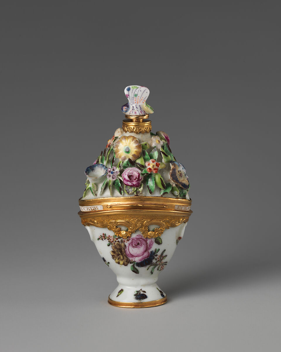 Scent bottle and box, Saint James's Factory (British, ca. 1748/49–1760), Soft-paste porcelain, British, London