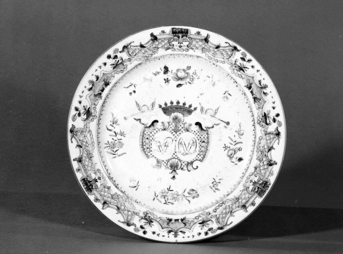 Platter (one of a pair), Hard-paste porcelain, Chinese, for Danish market 