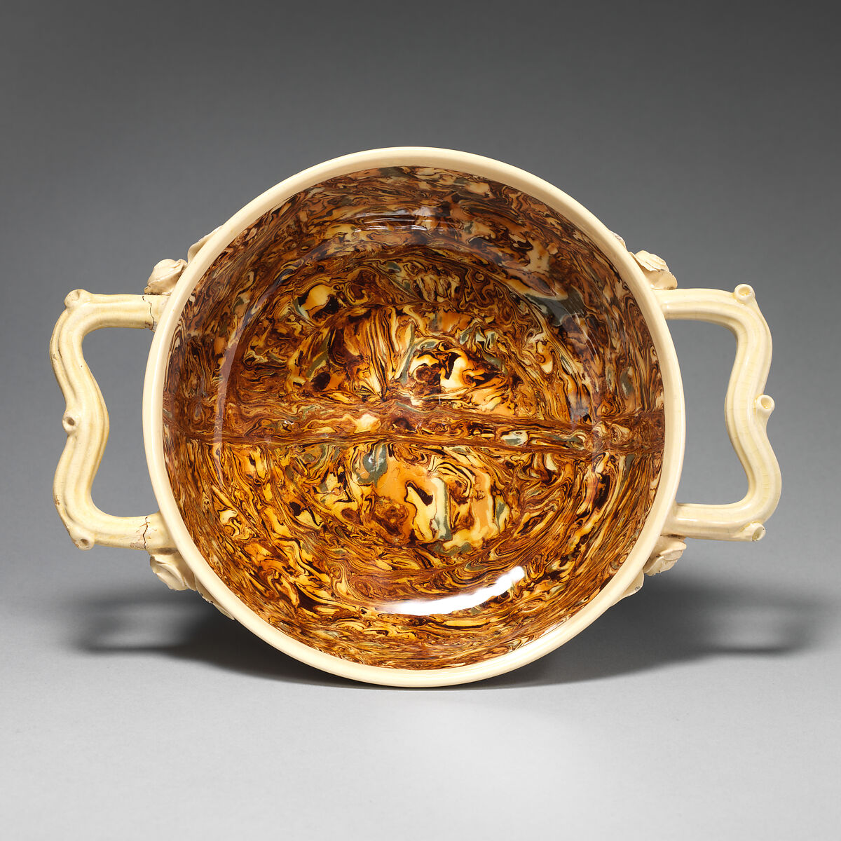 Écuelle with cover, Moulin Manufactory, Faience (tin-glazed earthenware), French, Apt