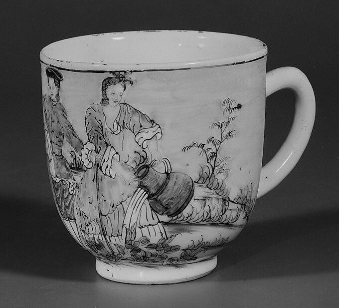 Cup, Hard-paste porcelain, Chinese with European decoration 