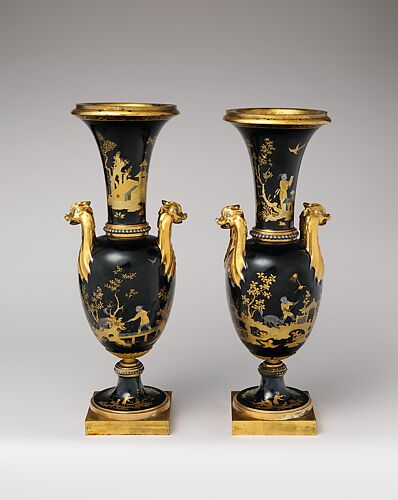 Vase (vase chinois) (one of a pair)