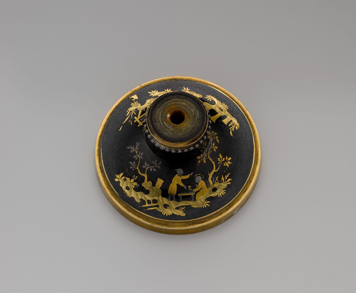 Vase (vase chinois) (one of a pair), Sèvres Manufactory (French, 1740–present), Hard-paste porcelain decorated in black enamel, platinum, two tones of gold; gilt metal; interior metal rod, French, Sèvres