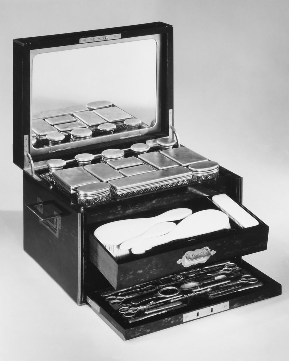 Traveling set case, Hunt &amp; Roskell, Ebony veneer, brass, British, London