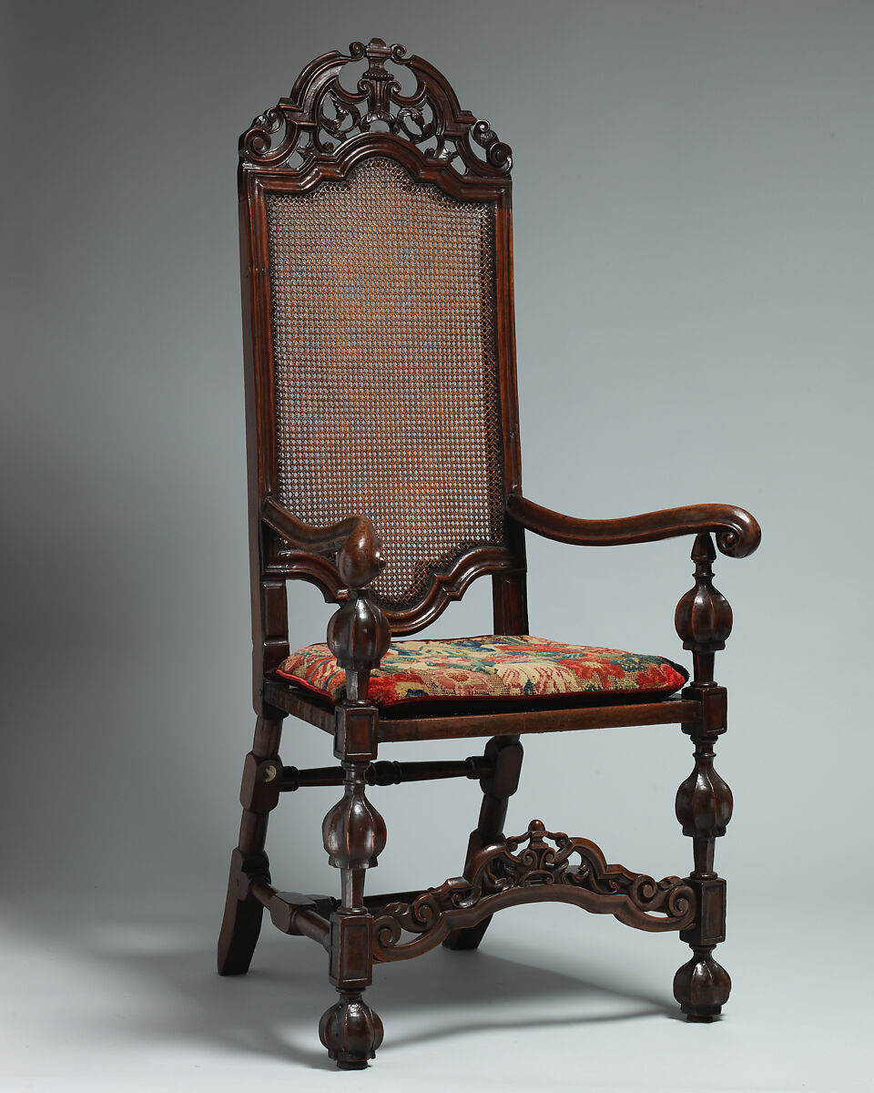 Armchair, Walnut, British 