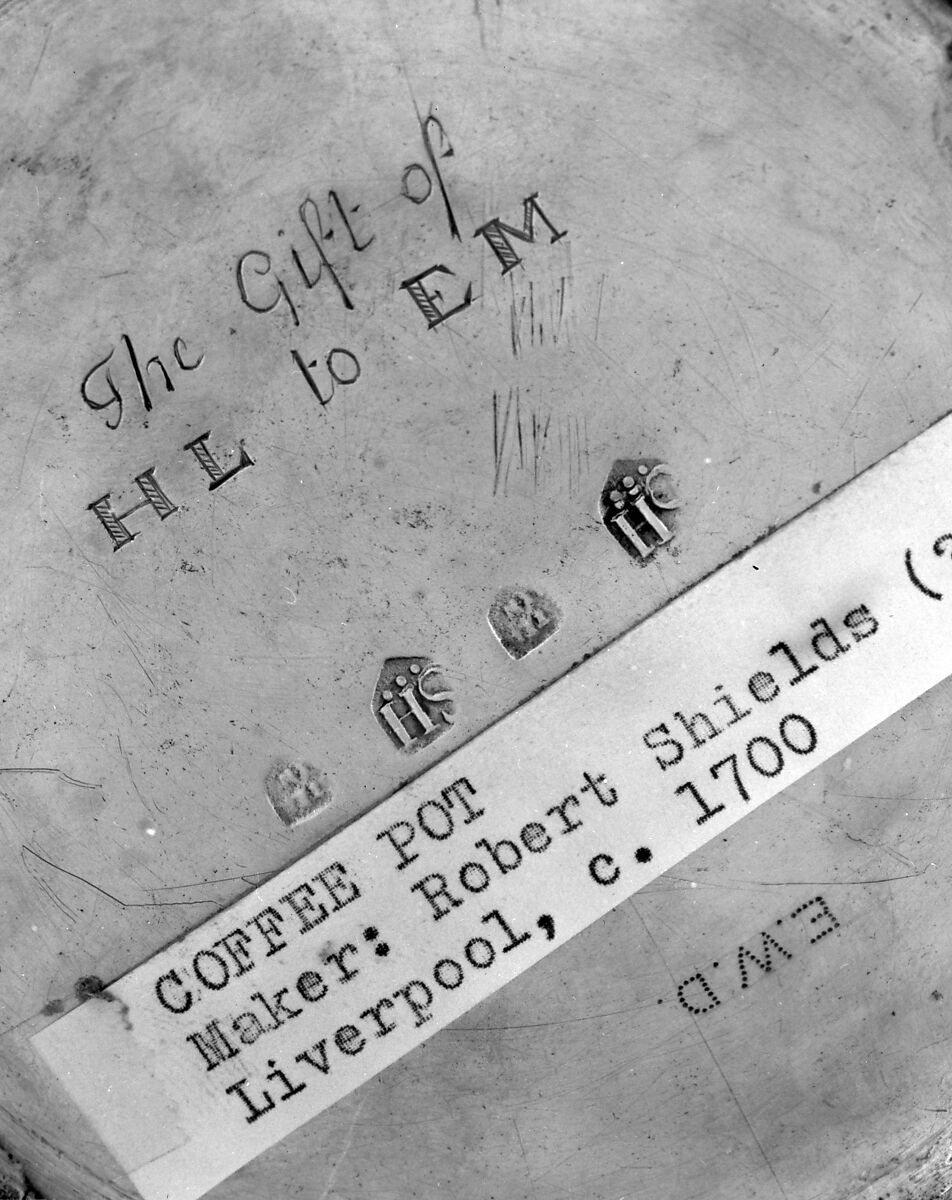 Coffeepot, Robert Shields (active 1692–1716), Silver, British, Liverpool