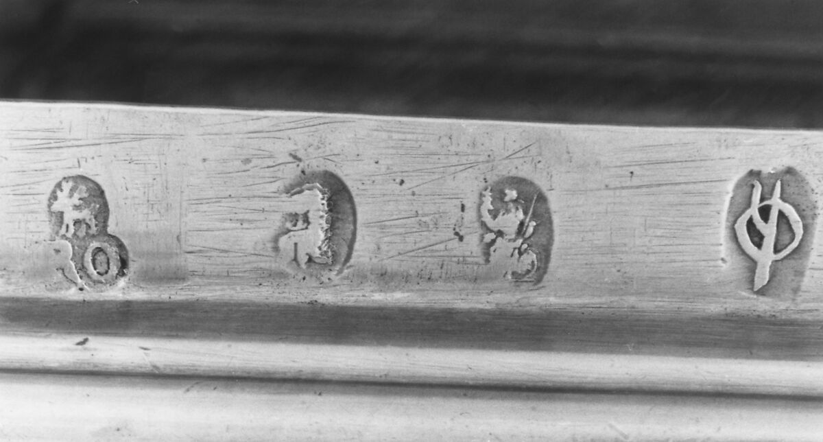 Sugar box, Ebenezer Roe (entered 1709), Silver, British, London