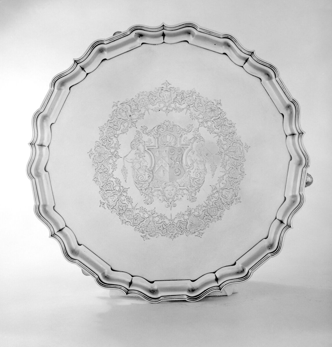 Salver, Augustin Courtauld (British, 1685–1751), Silver, British, London 