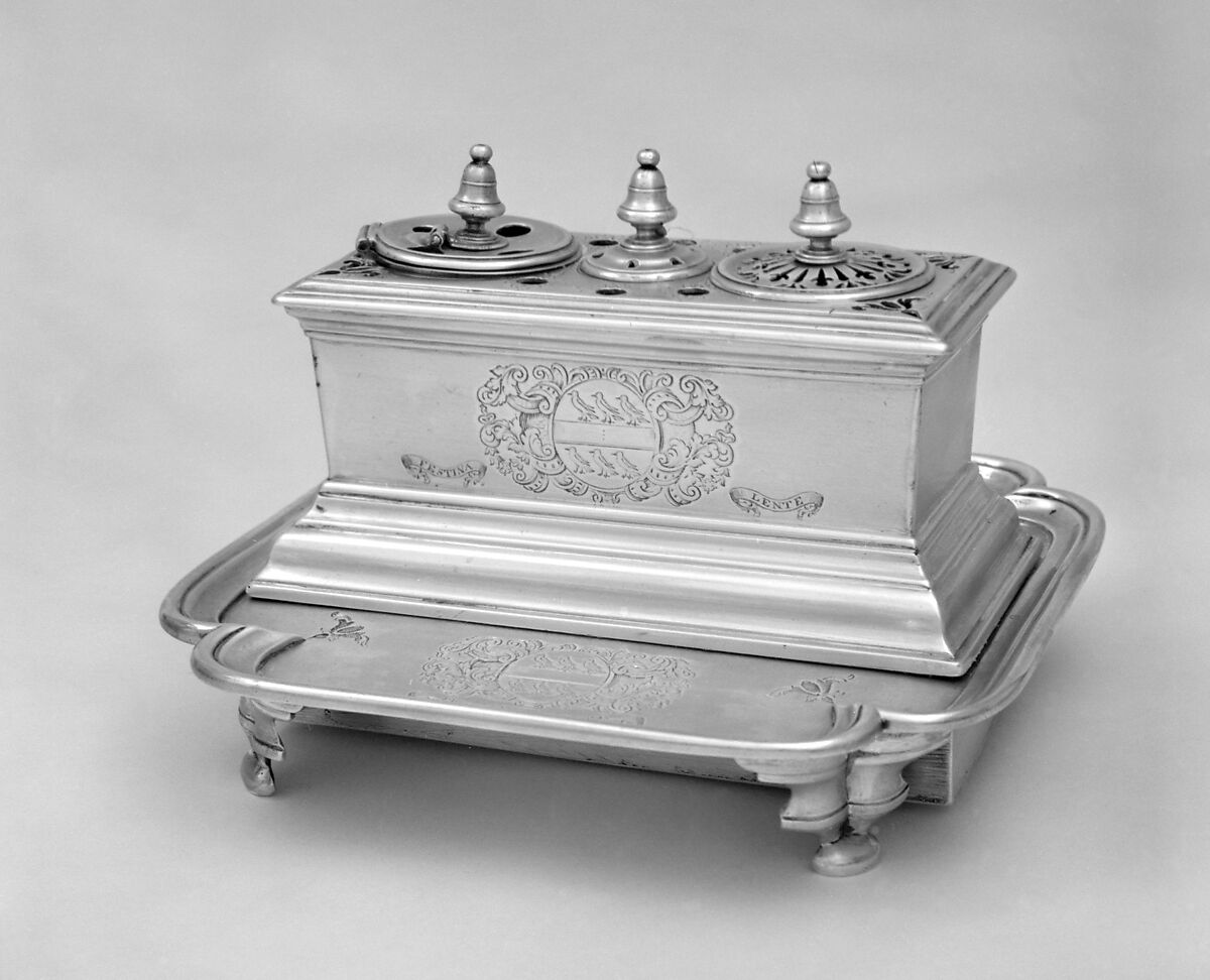 Inkstand on a tray, Samuel Lee, Silver, British, London 