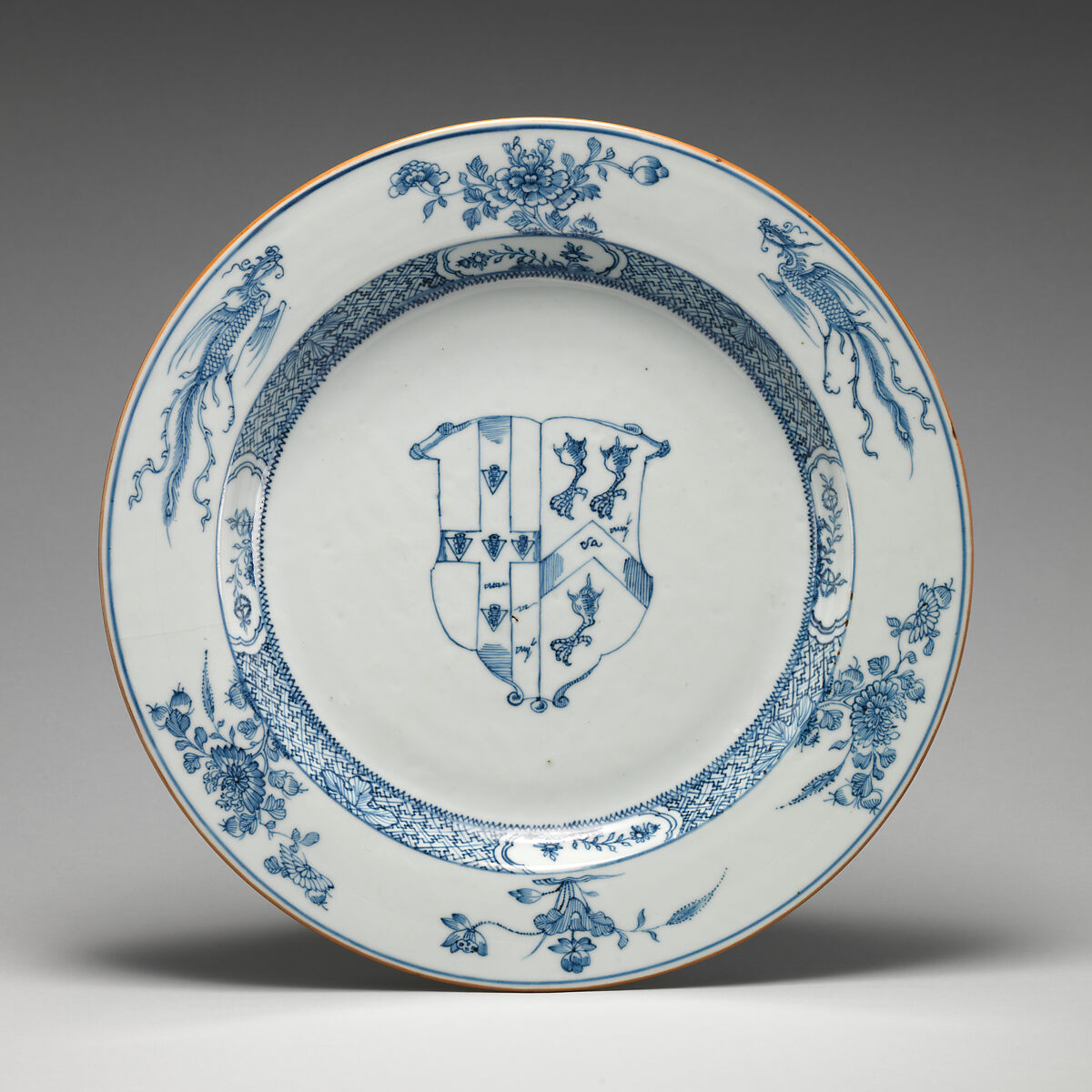 Dish, Hard-paste porcelain, Chinese, for British market