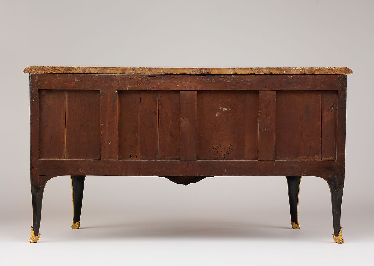 Commode, Bernard II van Risenburgh (ca. 1696–ca. 1767), Oak veneered with panels of Chinese Coromandel lacquer and European black-lacquered veneer; gilt-bronze mounts; brèche d'Alep marble top, French, Paris