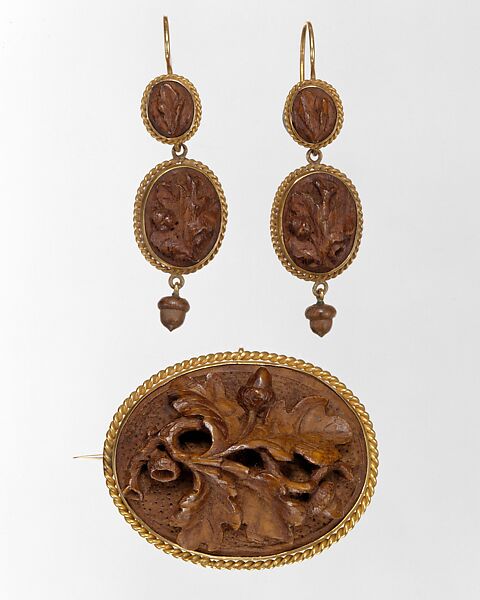 Earrings, Tiffany &amp; Co. (1837–present), Oak and gold, American 