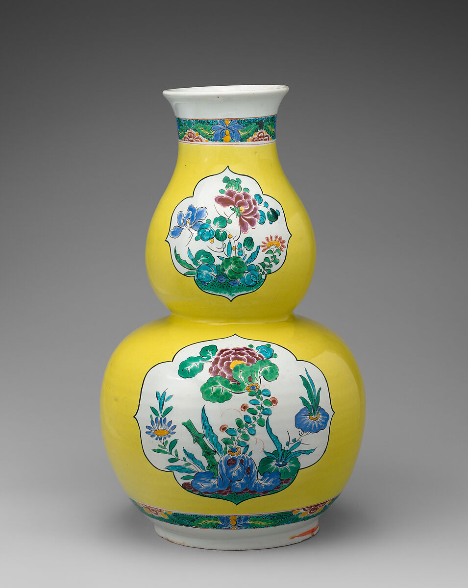 Double-gourd vase (one of a pair), Decorated in the style of Adam Friedrich von Löwenfinck (German, 1714–1754), Tin-glazed earthenware, German, Fulda