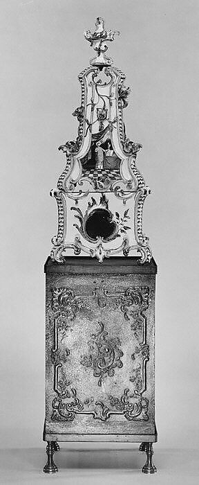 Ceramic stove on cast-iron firebox (one of a pair), Tin-glazed earthenware, gilt (worn), German, Stockelsdorf