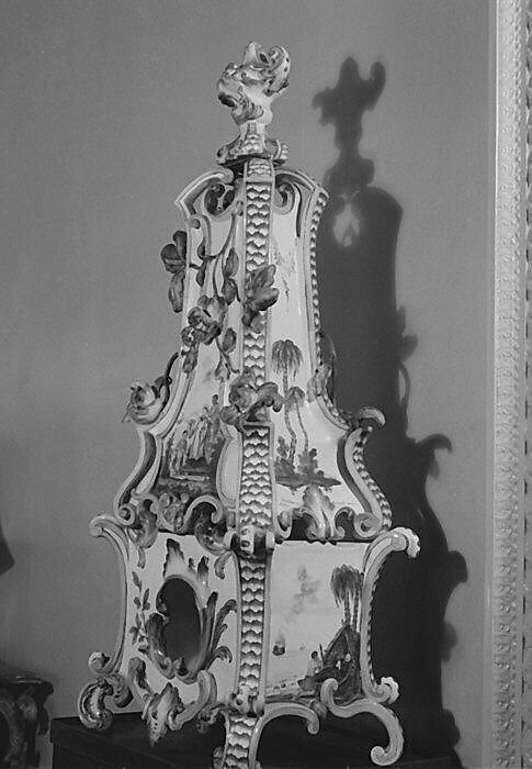 Ceramic stove on cast-iron firebox (one of a pair), Abraham Leihamer (1745–1774), Tin-glazed earthenware, gilt (worn), German, Stockelsdorf