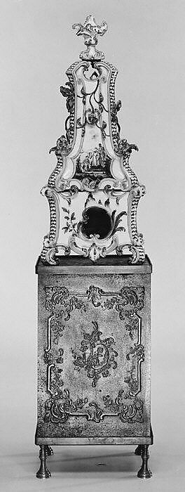 Ceramic stove on cast-iron firebox (one of a pair), Abraham Leihamer (1745–1774), Tin-glazed earthenware, gilt (worn), German, Stockelsdorf 