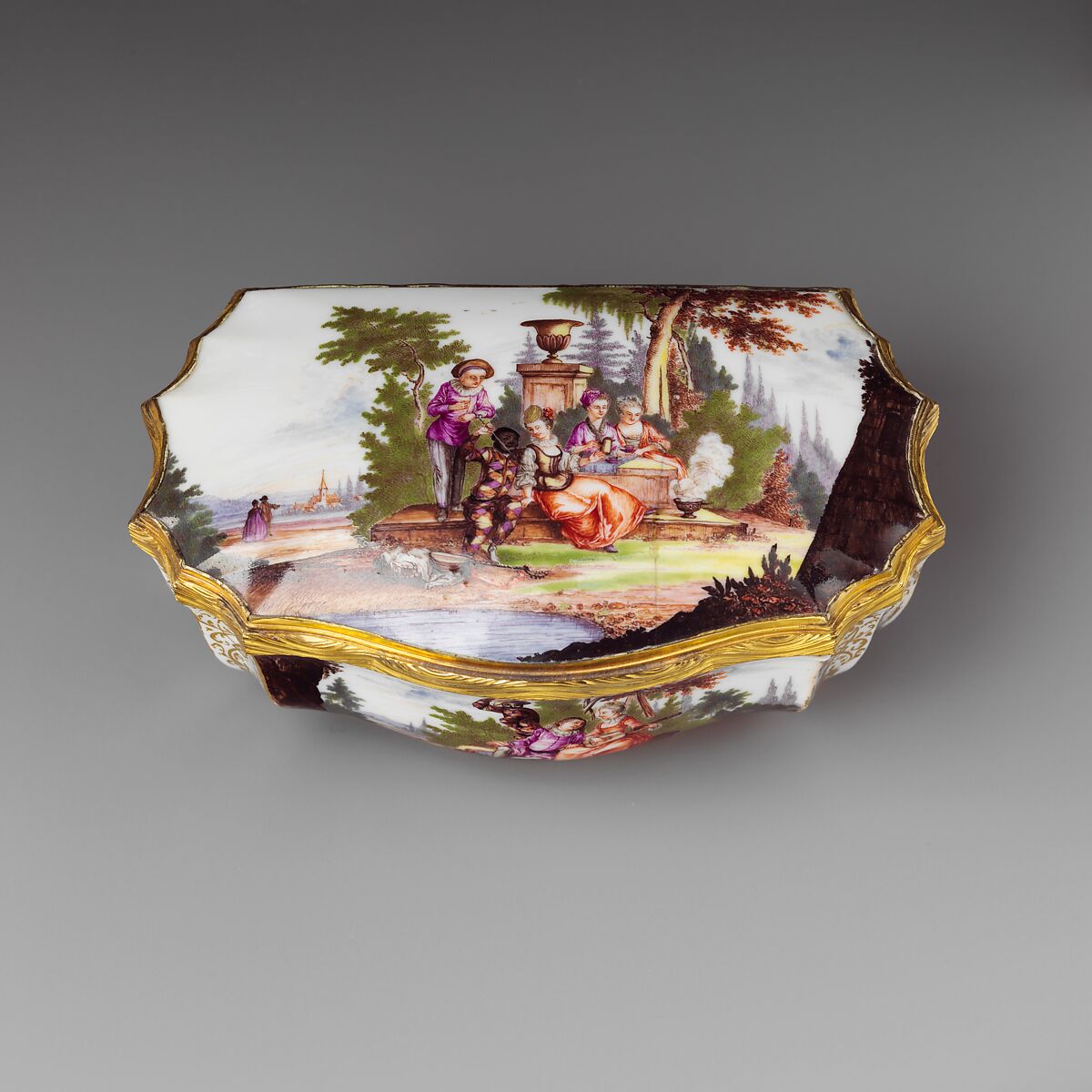 Snuffbox, Meissen Manufactory (German, 1710–present), Hard-paste porcelain, gold, German, Meissen 