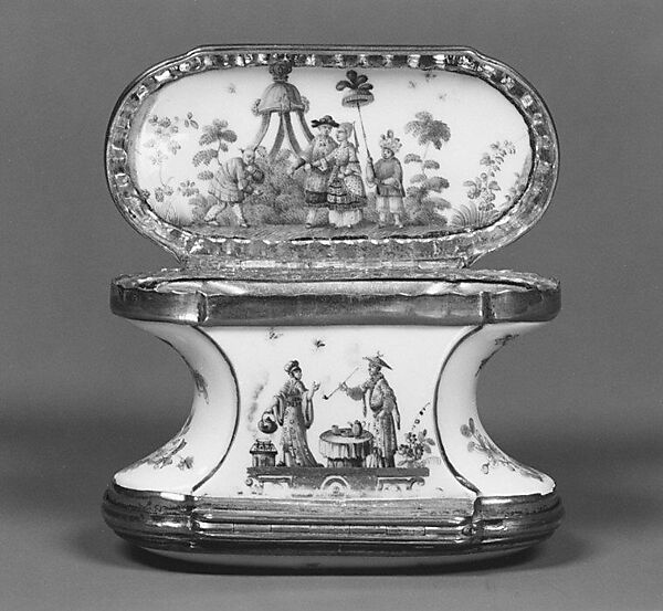 Snuffbox, Meissen Manufactory (German, 1710–present), Hard-paste porcelain, silver, German, Meissen